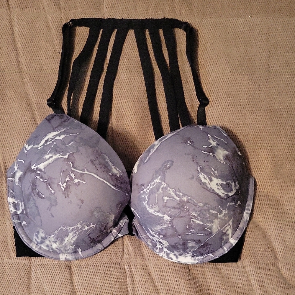 PINK Victoria's Secret Marble Print Strappy Push up Bra in Black and Gray